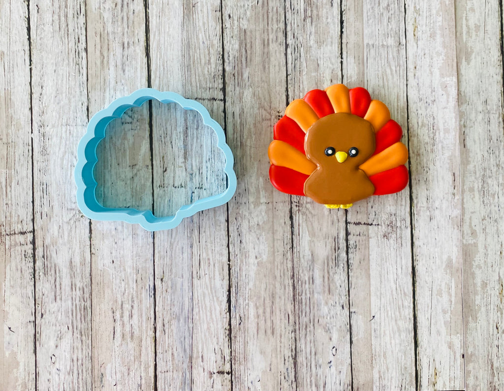 Turkey Cookie Cutter, fall cutter, autumn cutter, nature cutter, animal cutter, thanksgiving cutter, gobble cutter, bird cutter