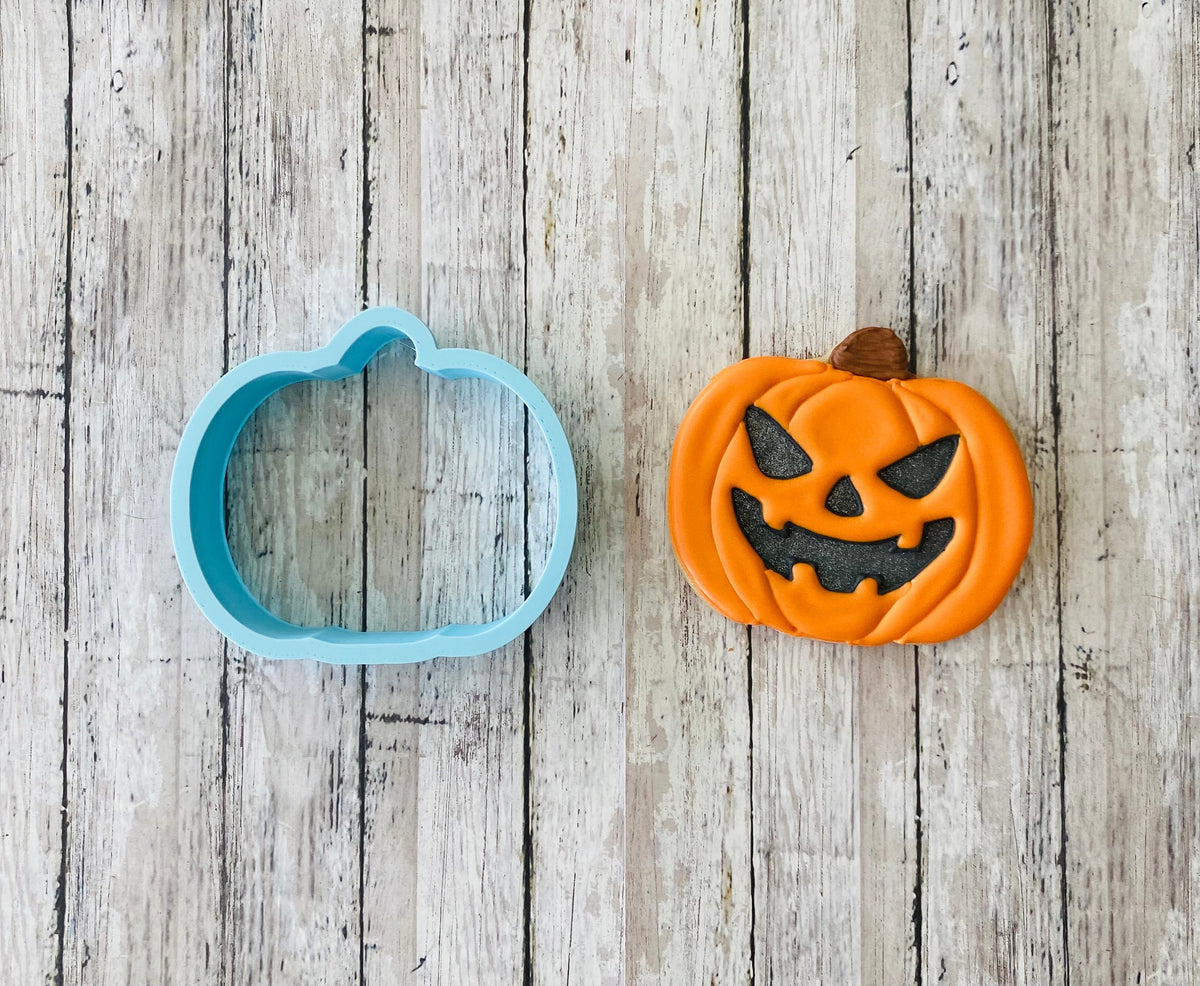 Pumpkin Cookie Cutter, Jack O Latern cutter, Halloween cutter, spooky cutter, food cutter, trick or treat cutter