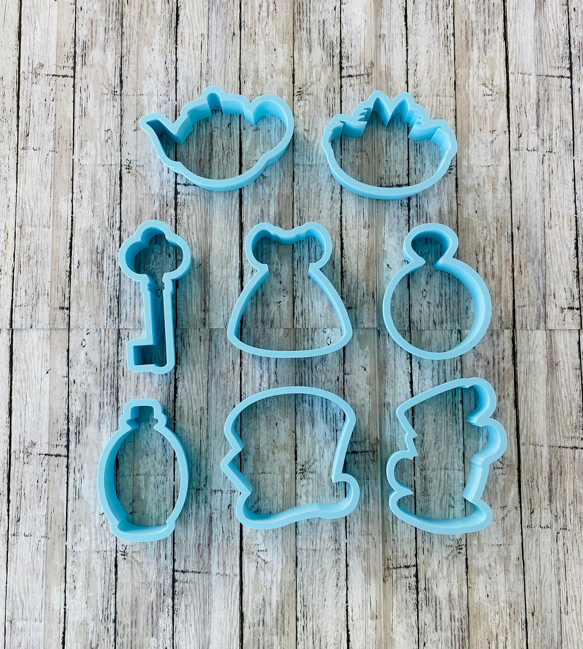 Wonderland Cookie Cutters, cat cutter, clock cutter, hat cutter, key cutter, teapot cutter, potion cutter, princess cutter