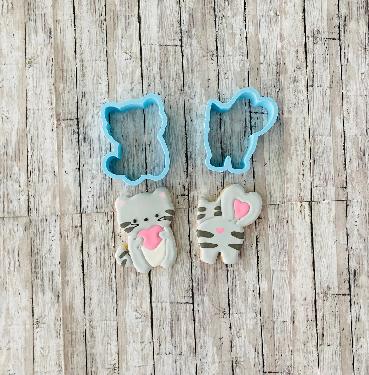 Cat with Heart Cookie Cutter, Valentine cutter, animal cutter, meow cutter, pet cutter