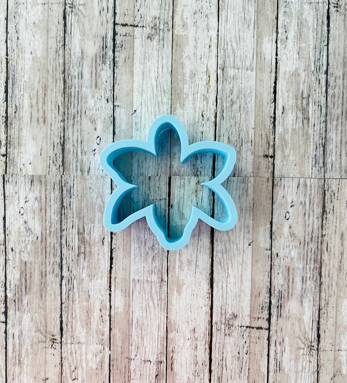 Lily Cookie Cutter, Floral Cutter, Mother's Day Cutter, Nature Cutter, Flower Garden Cutter