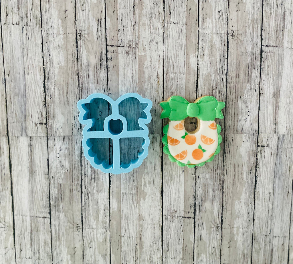 Baby Bib with Bow Cookie Cutter, bib cutter, food cutter, baby cutter, baby shower cutter