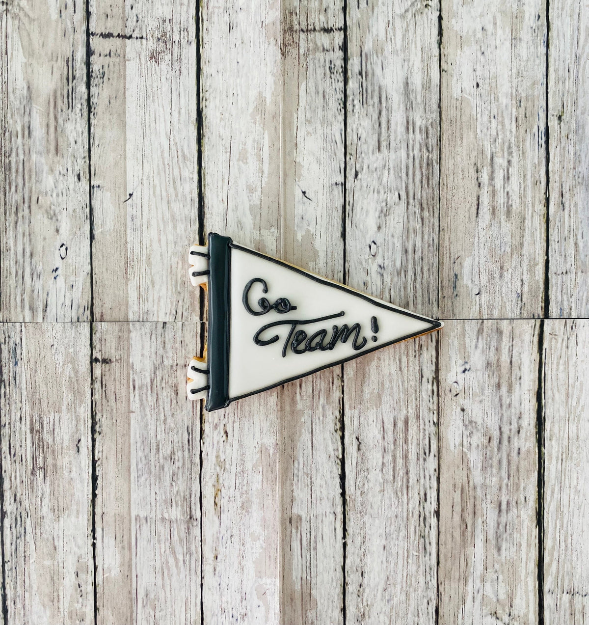 Pennant Flag Cookie Cutter, flag cutter, college cutter, school cutter, football cutter, team cutter, Cheerleading cutter