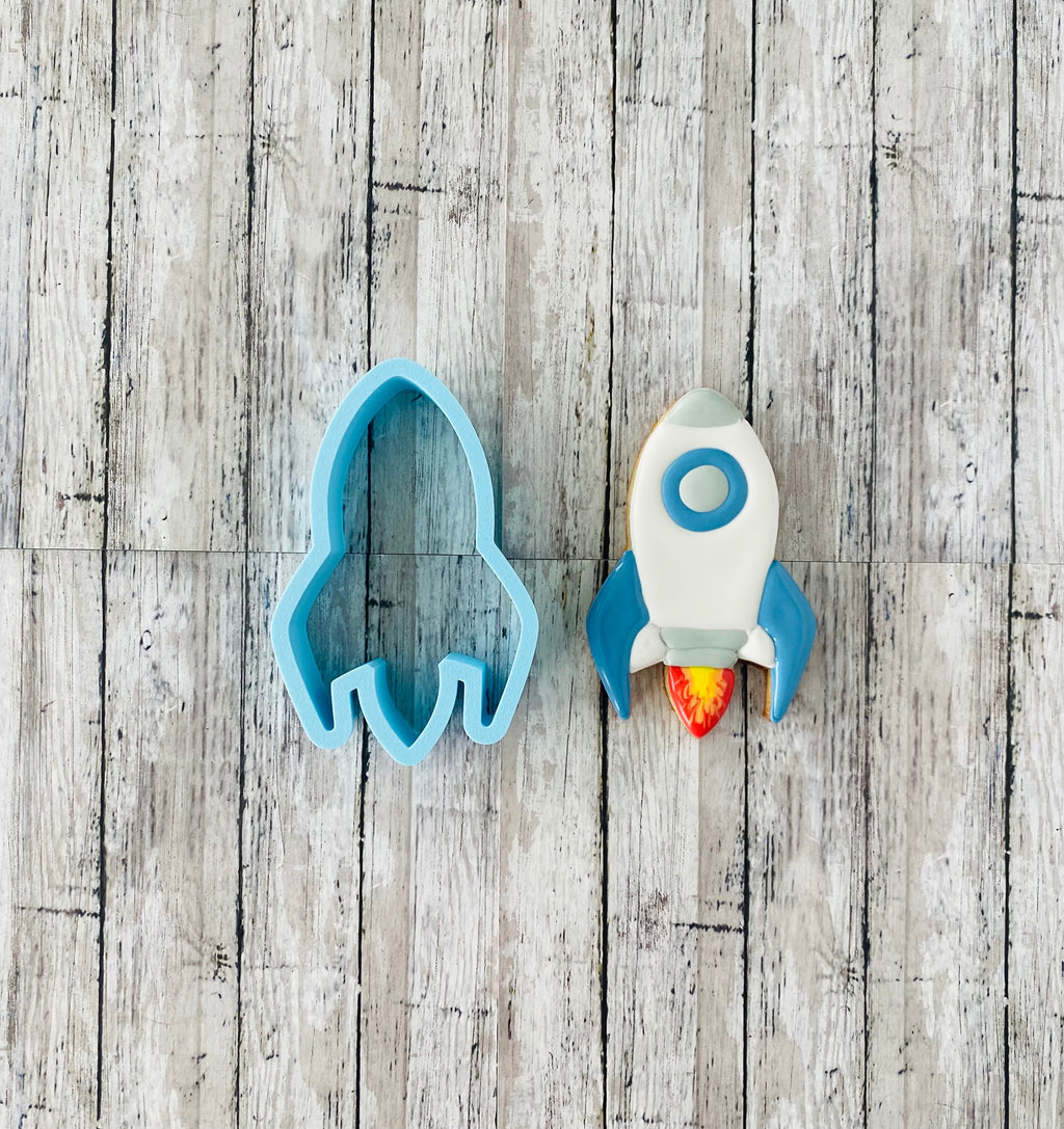 Space Cookie Cutter Set, astronaut cutter, shooting star Cutter, planet Cutter, moon cutter, rocket ship cutter, Saturn cutter