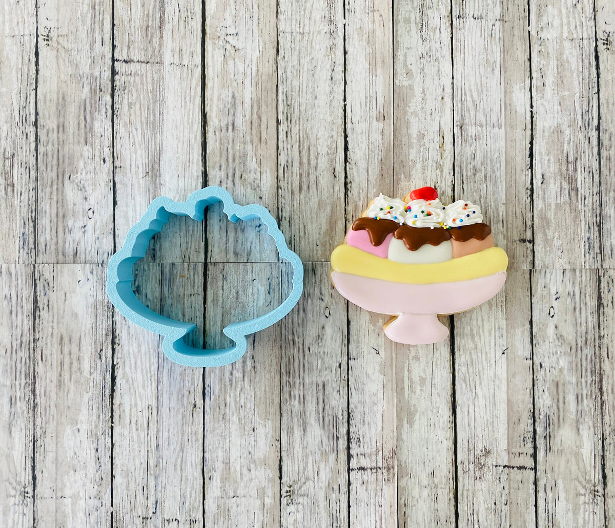 Banana Split Cookie Cutter, ice cream cutter, desert cutter, party cutter, summer cutter