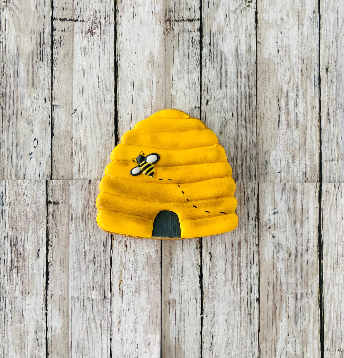 Bee Hive Cookie Cutter, bee cutter, nature cutter, honey cutter, nature cutter