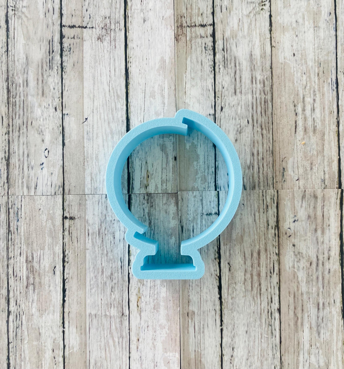 Globe Cookie cutter, school cutter, back to school cutter, teacher cutter, history cutter, social studies cutter