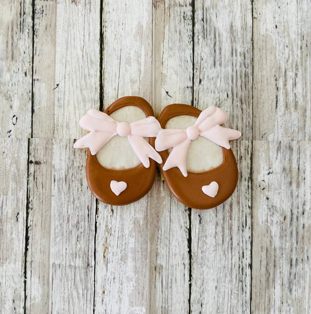 Baby Shoes with Bow Cookie Cutter, girl cutter, baby cutter, baby shower cutter, clothes cutter, shoes cutter