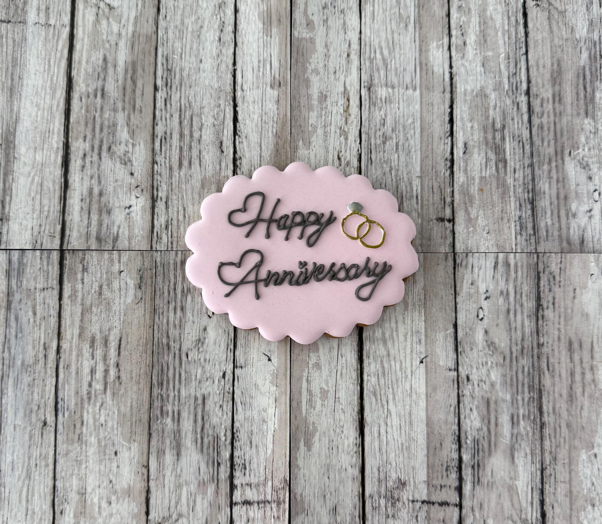 Scalloped Oval Cookie Cutter, frame cutter, wedding cutter, bridal shower cutter, plaque cutter, oval cutter, shape cutter